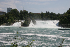 Europas største vandfald, Rheinfall i Schweiz