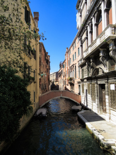 Italien