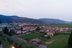 Hyggeligt ophold med middag på Villa De Winckels, Tregnago, Veneto, Italien. Vi fik tårnværelset oppe på bakken, megalækker oplevelse, på nær den halve million trin derop.