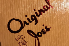 Obligatorisk besøg på Original Joe's ved Washington Square, San Francisco, USA
