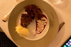 Fantastisk middag i et af Gastronomiens store templer, Restaurant Paul Bocuse i Lyon, Frankrig.