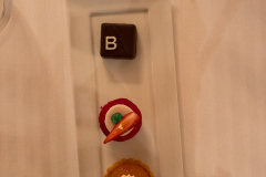Fantastisk middag i et af Gastronomiens store templer, Restaurant Paul Bocuse i Lyon, Frankrig.
