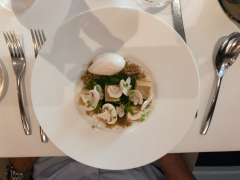 Frokost på L'Atalier du Peintre i Colmar, Alsace.