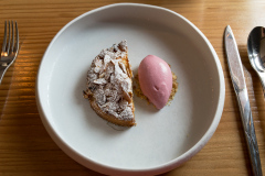 Frokost på L'Alchemille i Kaysersberg, Alsace. En fantastisk restaurantoplevelse.