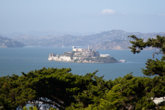 Udsigt til Alcatraz set fra Telegraph Hill ved Coit Tower, San Francisco, USA