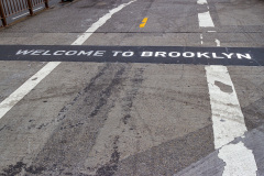 Vandretur over Brooklyn Bridge, New York, USA