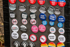 Anti-Idiot merchandise i Central Park, New York, USA