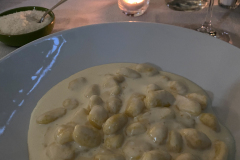 Middag på Il Torchio, Dogliani, Piemonte, Italien. Vores stamrestaurant når vi er i Dogliani, lækker mad til yderst rimelige priser.