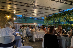 Middag på Il Torchio, Dogliani, Piemonte, Italien. Vores stamrestaurant når vi er i Dogliani, lækker mad til yderst rimelige priser.