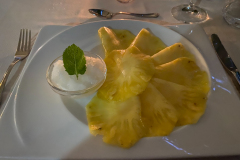 Middag på Il Torchio, Dogliani, Piemonte, Italien. Vores stamrestaurant når vi er i Dogliani, lækker mad til yderst rimelige priser.