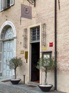 Middag på Da Francesco i Cherasco, Piemonte, Italien. Wauw, de smukkeste lokaler vi har spist i til dato, med vægmalerier fra helt tilbage til 1772. Og maden var også fantastisk.