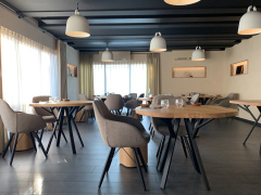Middag på den fantastiske 1 stjernede Michelinrestaurant l'Alchemille i Kaysersberg, Alsace, hvor køkkenchefen Jerome Jaegle tryller i køkkenet.
