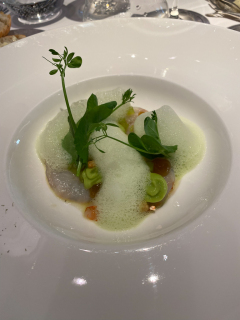 Frokost på vores favorit 1 stjernede Michelinrestaurant i L'Atalier du Peintre i Colmar, Alsace. Sublimt niveau til priser der ikke burde kunne lade sig gøre.