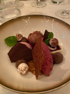 På vej til Alsace i efterårsferien sammen med Cathrine og Karsten, med stop på Løjt Kro / Restaurant Knapp, inden turen sydover.