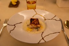 Middag på Auberge de l'Ill, en sublim og helt igennem fantastisk oplevelse. Holdt 3 Michelin stjerner i 46 år, indtil Michelin Guiden fik en hjerneblødning og tog den ene fra dem. Niveauet er stadig tårnhøjt, og totaloplevelsen blandt de allerbedste.