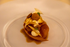 Middag på Auberge de l'Ill, en sublim og helt igennem fantastisk oplevelse. Holdt 3 Michelin stjerner i 46 år, indtil Michelin Guiden fik en hjerneblødning og tog den ene fra dem. Niveauet er stadig tårnhøjt, og totaloplevelsen blandt de allerbedste.