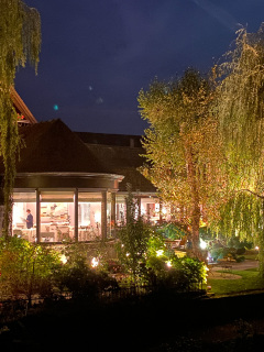 En lille tur rundt om restauranten, på vej tilbage til hotellets skønne 5 stjernede luksus venter.