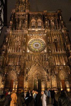 Første aften i Alsace i Strasbourg, med en lille middag og en rask gåtur i Petite France.