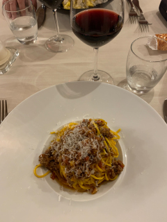 Middag på La Locanda del Sorriso i Dogliani